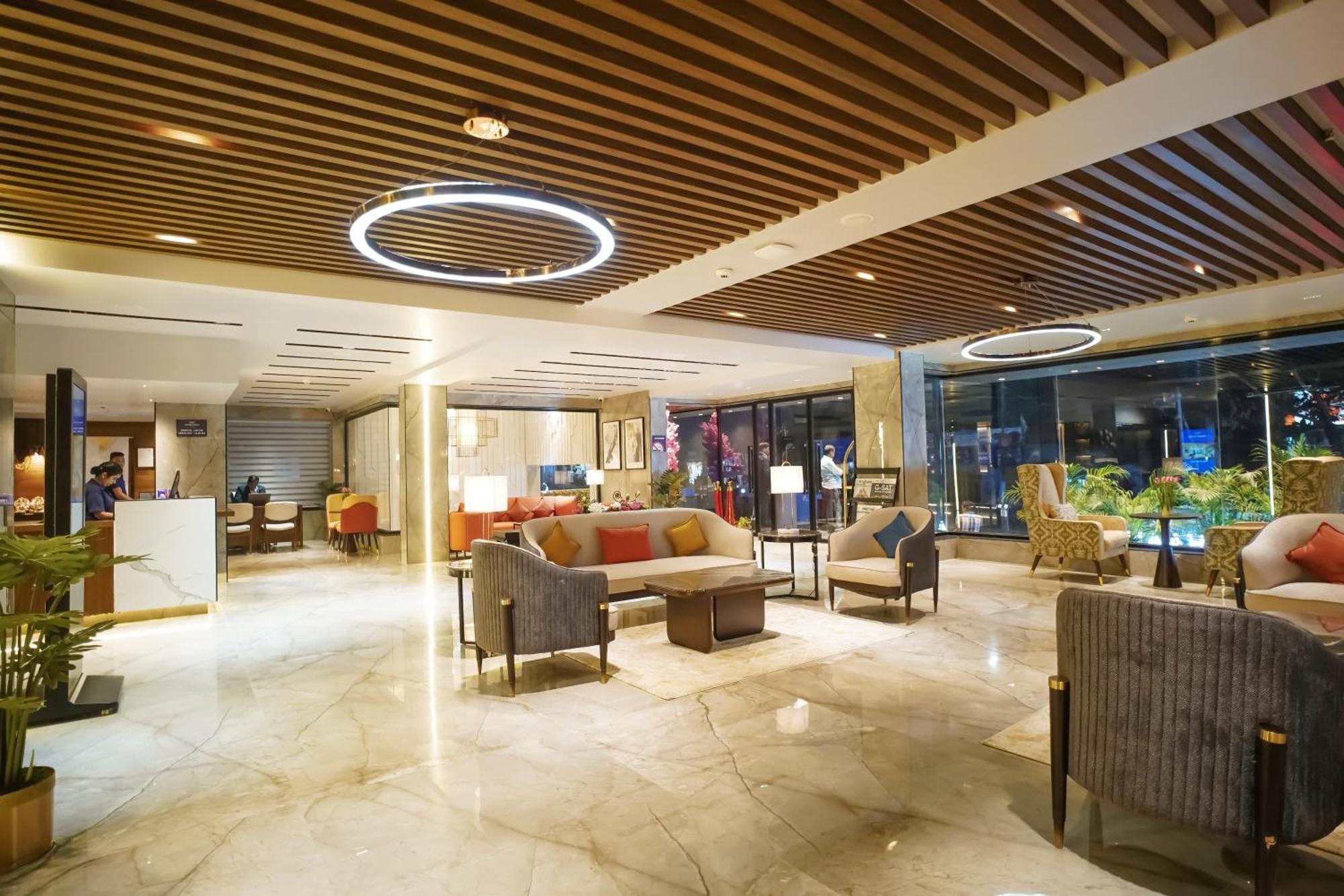 Ishaan Sarovar Portico Диогар Екстериор снимка